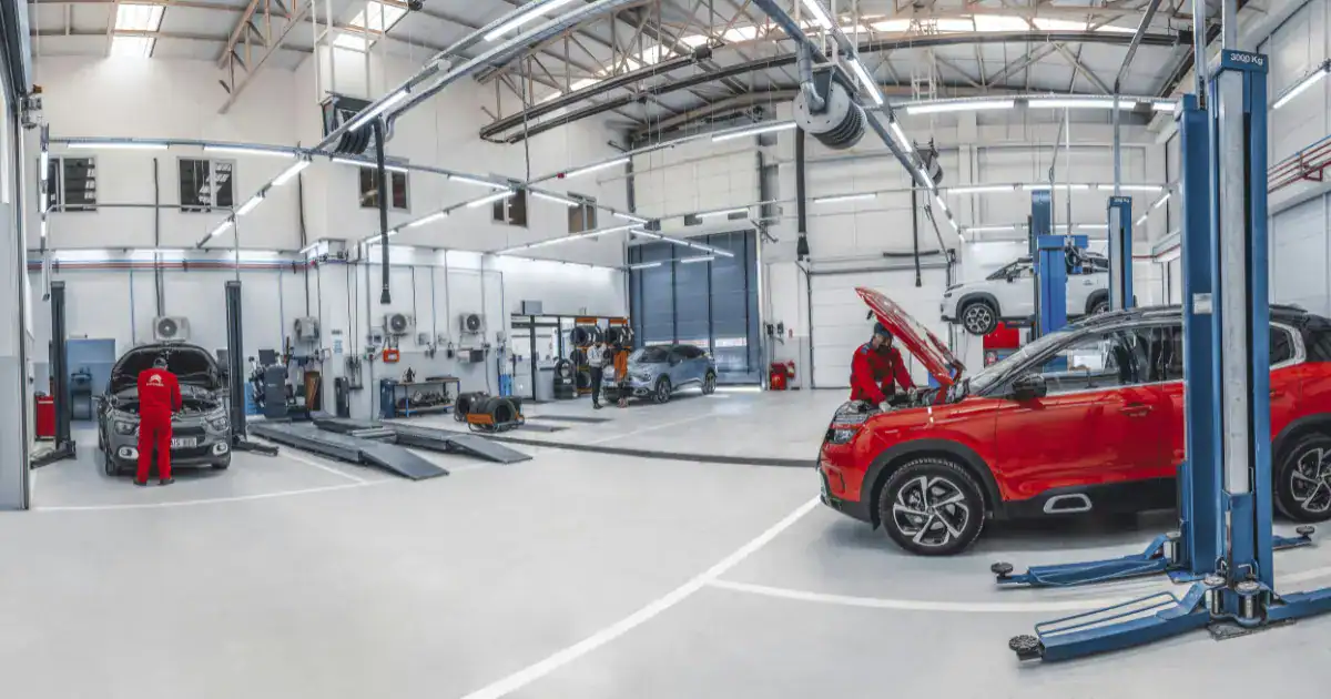 избор на оборудване за автосервиз според типа клиенти